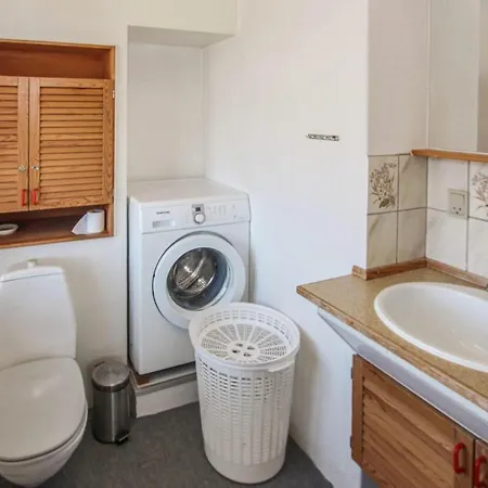 2 Bedroom Beautiful In Samso *
