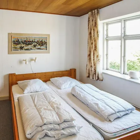 2 Bedroom Beautiful In Samso Kolby Kås